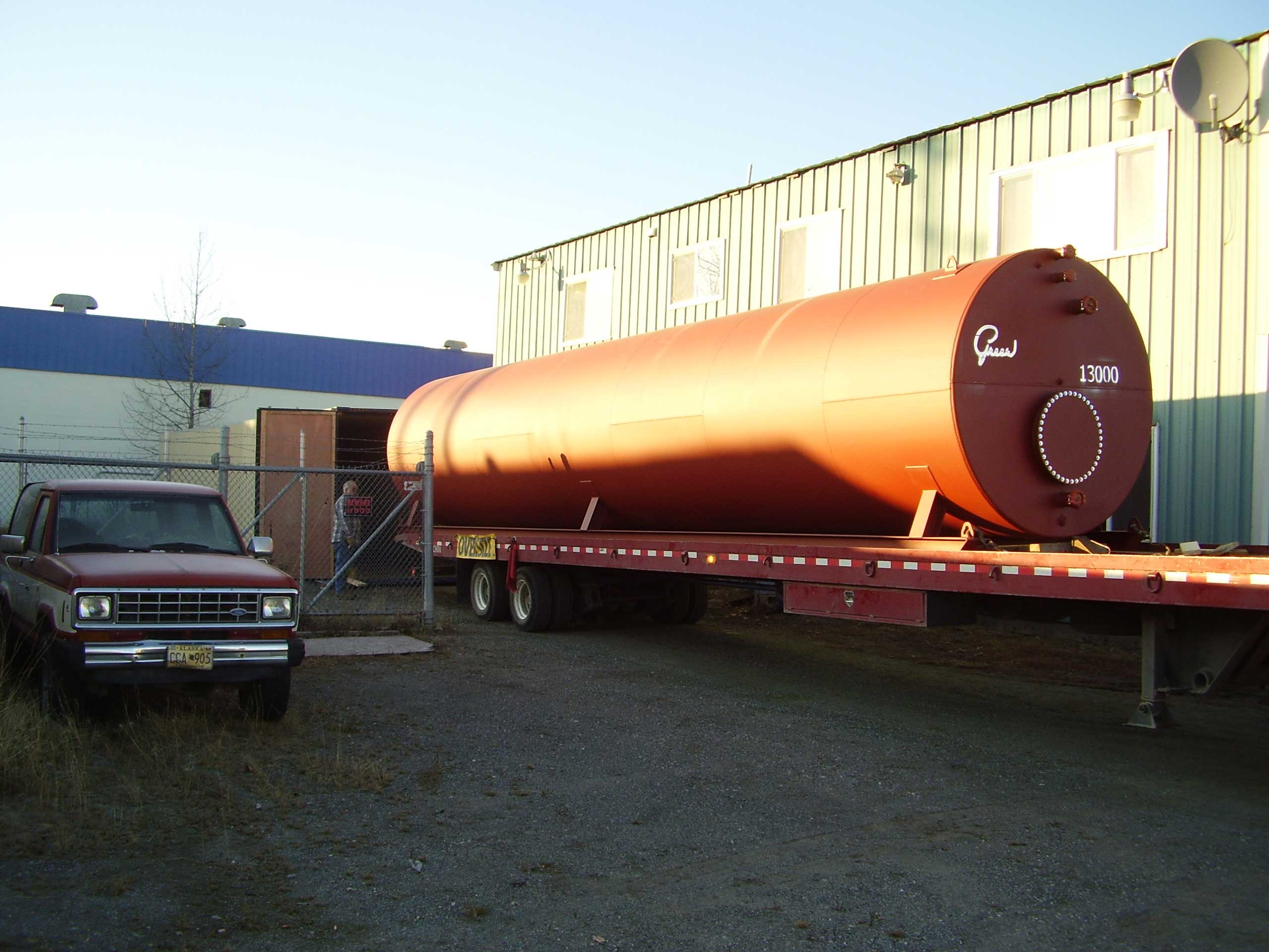 We modified this 53’ container with external insulation to safely store the 13,000 gallon tank. Services included carefully loading the tank into the modified container.